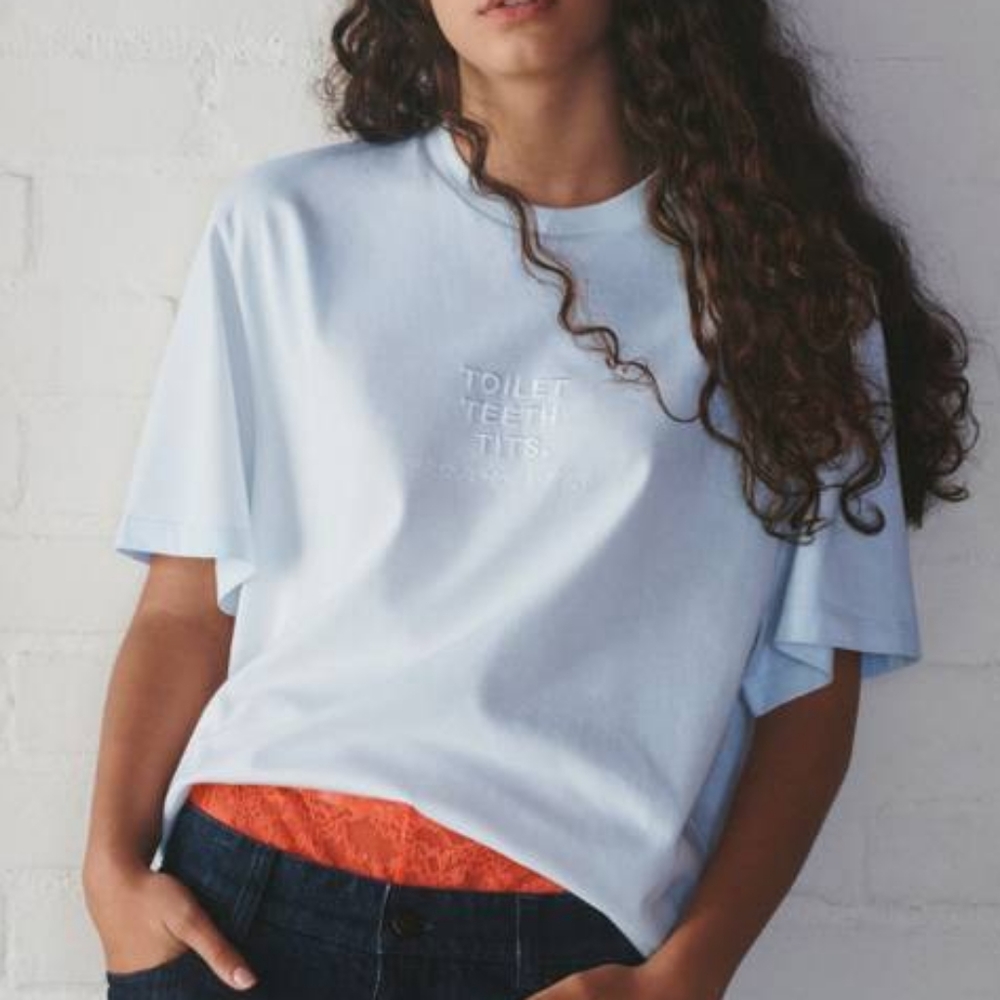 🆕️ Stella McCartney x Nextflix Sex Education Breast Cancer Awareness Tee